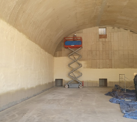 안산 경질우레탄폼 단열 시공사례 – 곡면 천장까지 완벽 시공!